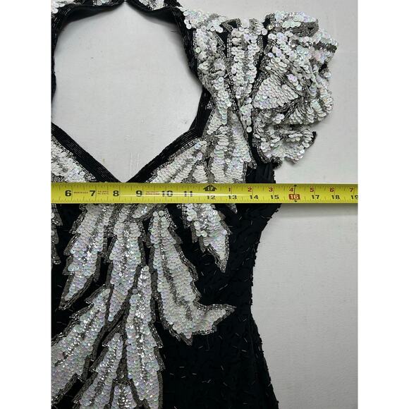 Vintage No Label 80's Sequin Formal Gown. With Slit. Size 0-2. Black and White. - Picture 6 of 11